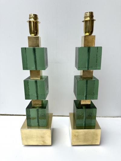Contemporary Pair of Brass and Green Murano Glass Cube Lamps Italy