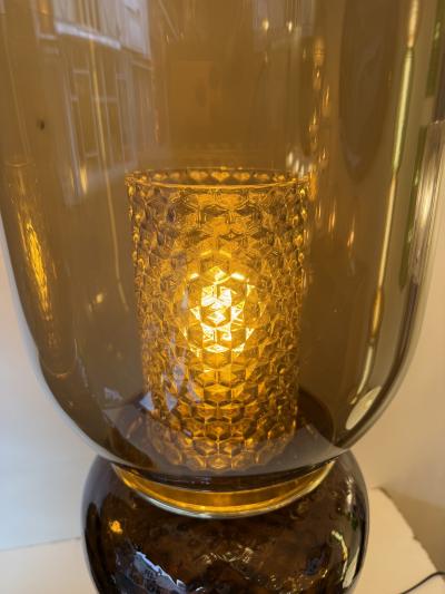 Contemporary Pair of Brass and Murano Glass Smoke Honeycomb Shades Lamps Italy