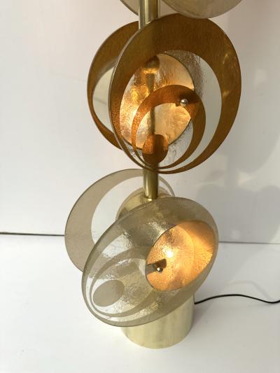 Contemporary Pair of Brass and Murano Glass Spiral Disc Lamps Italy