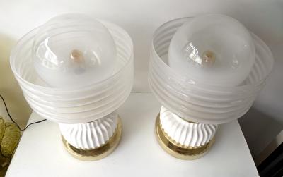 Contemporary Pair of Brass and White Murano Glass Wave Shades Lamps Italy