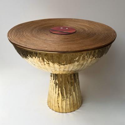 Contemporary Pair of Hammered Brass Rattan Enamel Metal Side Tables Italy