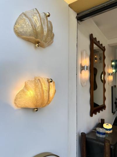 Contemporary Pair of Shell Gold Leaf Murano Glass and Brass Sconces Italy