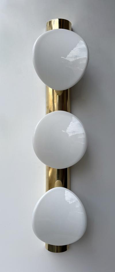 Contemporary Pair of White Murano Glass and Brass Sconces Italy