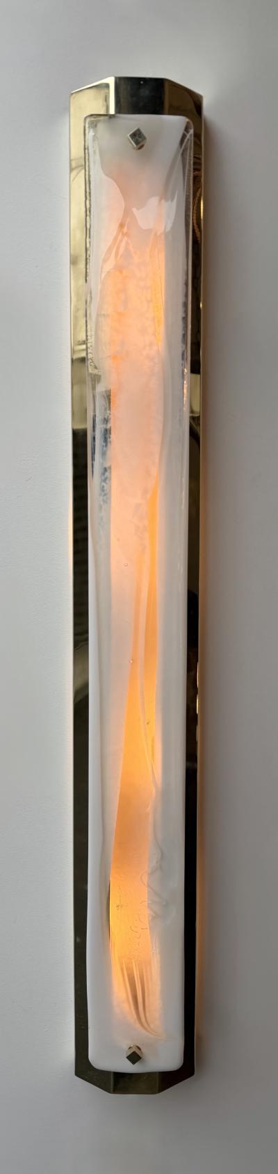 Contemporary Pair of White Pennellate Murano Glass and Brass Sconces Italy