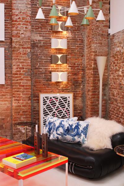 Contemporary Pillow Pair in Cotton and Blue Dragon Print