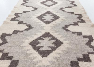 Contemporary Stamverband Rug