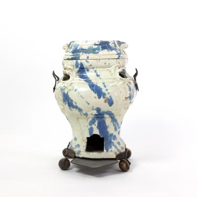 Continental Faience Portable Stove And Cover Late 18th 19th Century