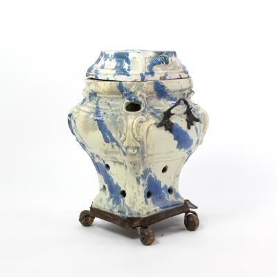 Continental Faience Portable Stove And Cover Late 18th 19th Century