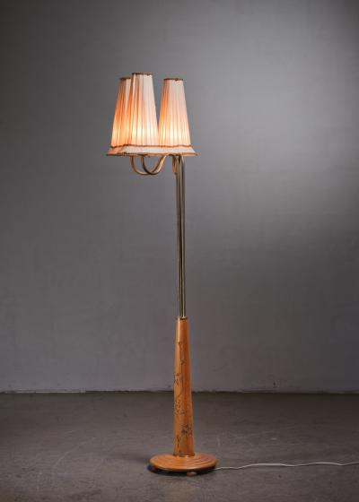 Corona floor lamp with 3 shades
