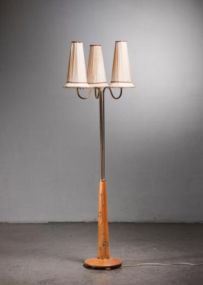 Corona floor lamp with 3 shades