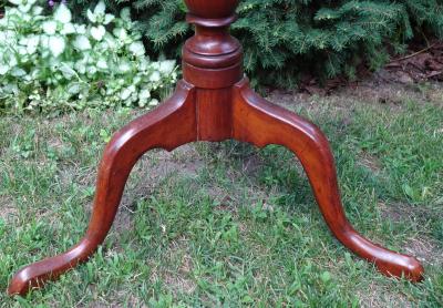 Country Chippendale Period Tripod Candlestand Connecticut 1785