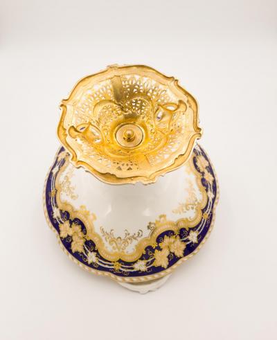 Crca 1830 Regency Porcelain Pastry or Fruit Stand on Later Gilt Pedestal