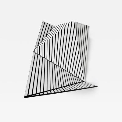 Cristina Ghetti Wallreliefs black and white 1