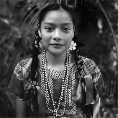 Cristina Kahlo Ni a de los Collares Oaxaca