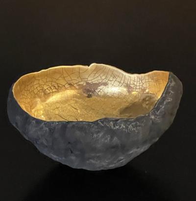Cristina Salusti Organic ceramic with gold