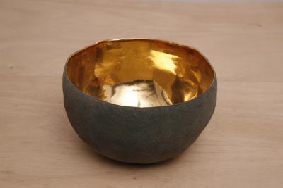 Cristina Salusti Small round gold vessel accessory by Cristina Salusti