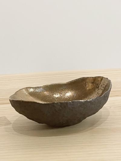Cristina Salusti Vessel with bronze textured glaze 2023