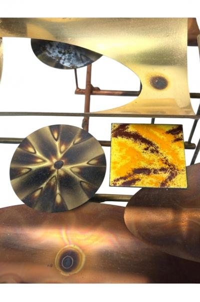 Curtis Jer MID CENTURY BRUTALIST MIXED METALS ENAMEL SCULPTURAL WALL CLOCK