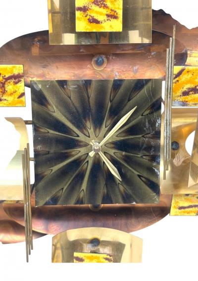 Curtis Jer MID CENTURY BRUTALIST MIXED METALS ENAMEL SCULPTURAL WALL CLOCK