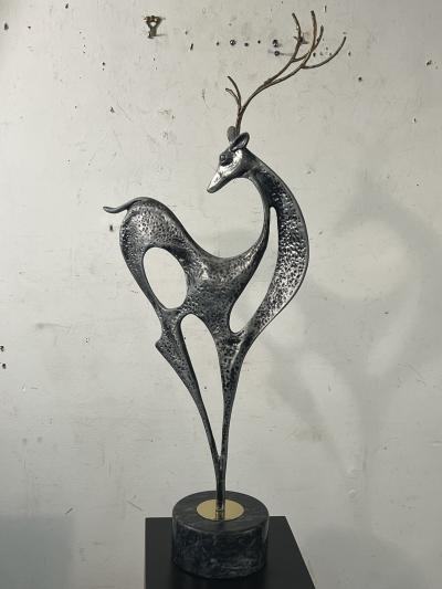 Curtis Jer POST MODERN ALUMINUM AND BRASS DEER SCULPTURE ON MARBLE BY CURTIS JERE