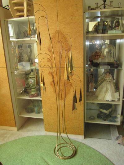 Curtis Jer Wonderful C Jere Brass Trumpet Vine Tall Floor Sculpture Kinetic Mid century