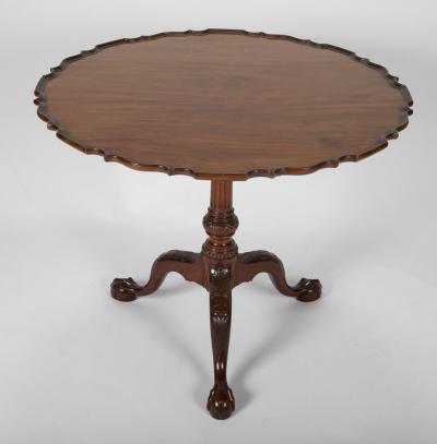 Custom Made Philadelphia Pie Crust Table