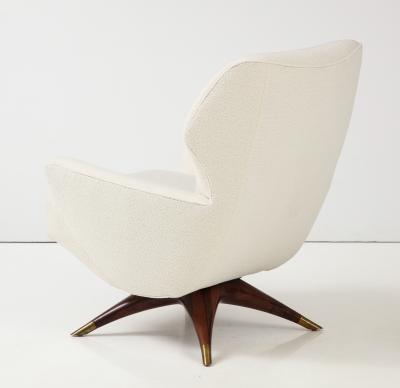 Customizable Modernist Club Chair in swivel or stationary base