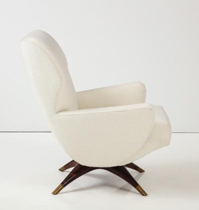 Customizable Modernist Club Chair in swivel or stationary base