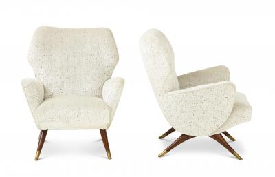 Customizable Modernist Club Chair in swivel or stationary base