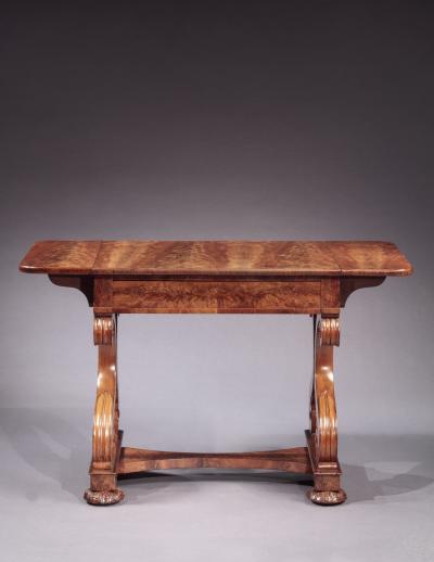 DIMINUTIVE CLASSICAL SOFA TABLE