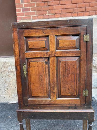 DIMINUTIVE ENGLISH 18TH CENTURY OAK CUPBOARD ON STAND