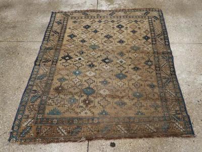 DISTRESSED ANTIQUE CAUCASIAN SHIRVAN SQUARE ACCENT RUG