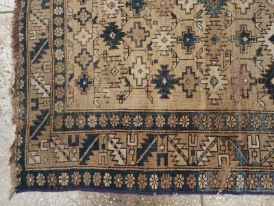 DISTRESSED ANTIQUE CAUCASIAN SHIRVAN SQUARE ACCENT RUG