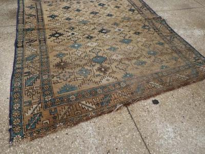 DISTRESSED ANTIQUE CAUCASIAN SHIRVAN SQUARE ACCENT RUG