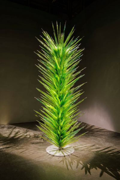 Dale Chihuly Peridot Green Icicle Tower 2023