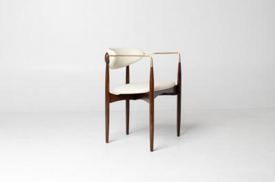Dan Johnson Set of Four Dan Johnson Viscount Arm Chairs