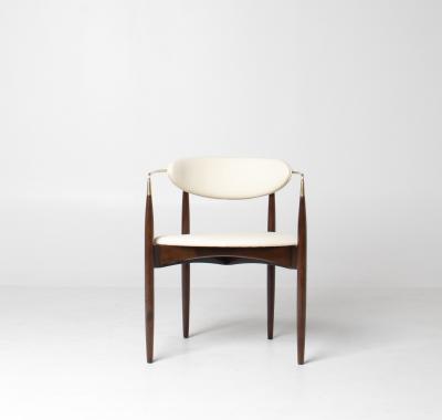Dan Johnson Set of Four Dan Johnson Viscount Arm Chairs