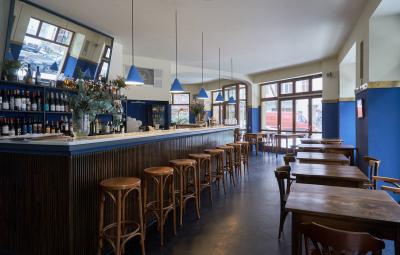 Daniel Becker Daniel Becker Emily III Pendant Lamp