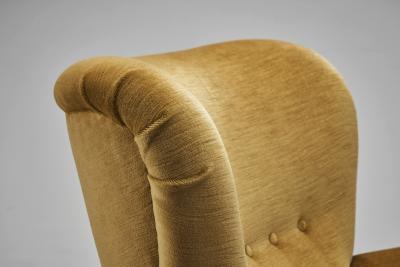 Danish Cabinetmaker Armchair with Beech Legs Denmark ca 1940s