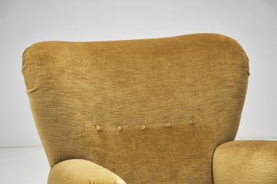 Danish Cabinetmaker Armchair with Beech Legs Denmark ca 1940s