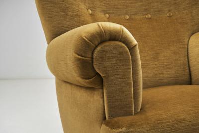 Danish Cabinetmaker Armchair with Beech Legs Denmark ca 1940s