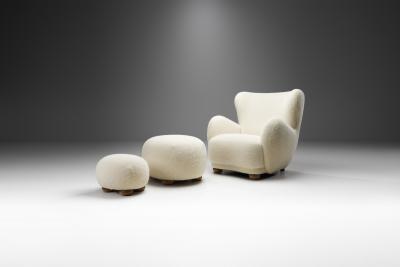 Danish Cabinetmaker Armchair with Ottomans Upholstered in Wool Denmark ca 1950s