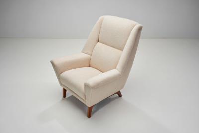 Danish Cabinetmaker Armchair with Teak Base Denmark 1960s