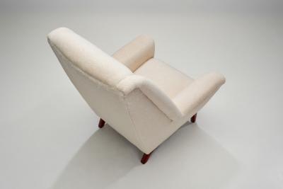 Danish Cabinetmaker Armchair with Teak Base Denmark 1960s