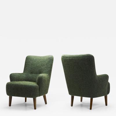Danish Cabinetmaker Armchairs with Beech Tapered Legs Denmark 1940s