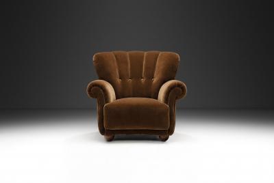 Danish Cabinetmaker Lounge Chair with Brown Upholstery Denmark 1940s