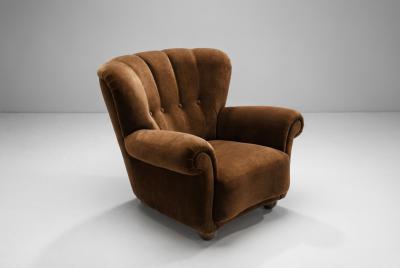 Danish Cabinetmaker Lounge Chair with Brown Upholstery Denmark 1940s