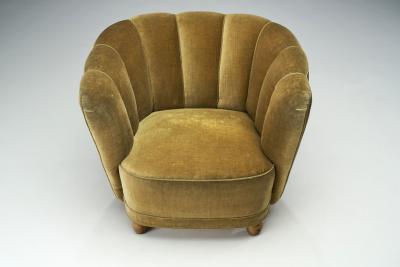 Danish Cabinetmaker Lounge Chair with Velour Upholstery Denmark 1940s