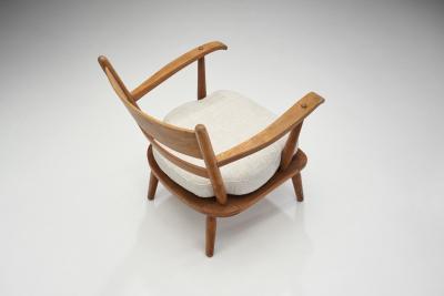 Danish Cabinetmaker Oak Armchairs with Upholstered Cushions Denmark 1940s