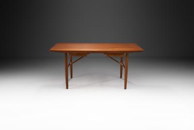 Danish Cabinetmaker Teak and Oak Desk with Drawers Denmark ca 1950s